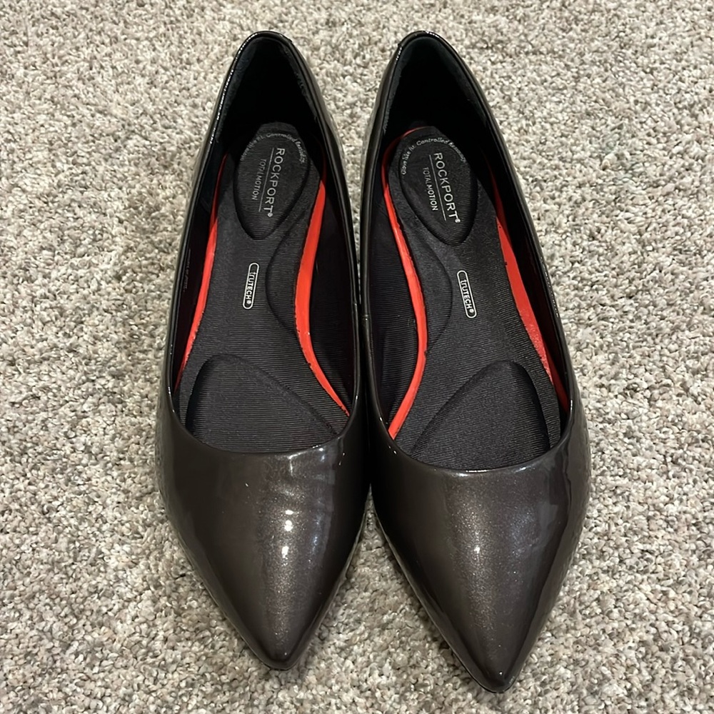 Rockport total motion flats size 9.5